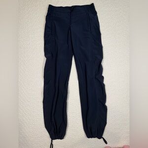 ATHLETA La Viva Pants Black Pockets Elastic Waist Lined Women’s Size 0